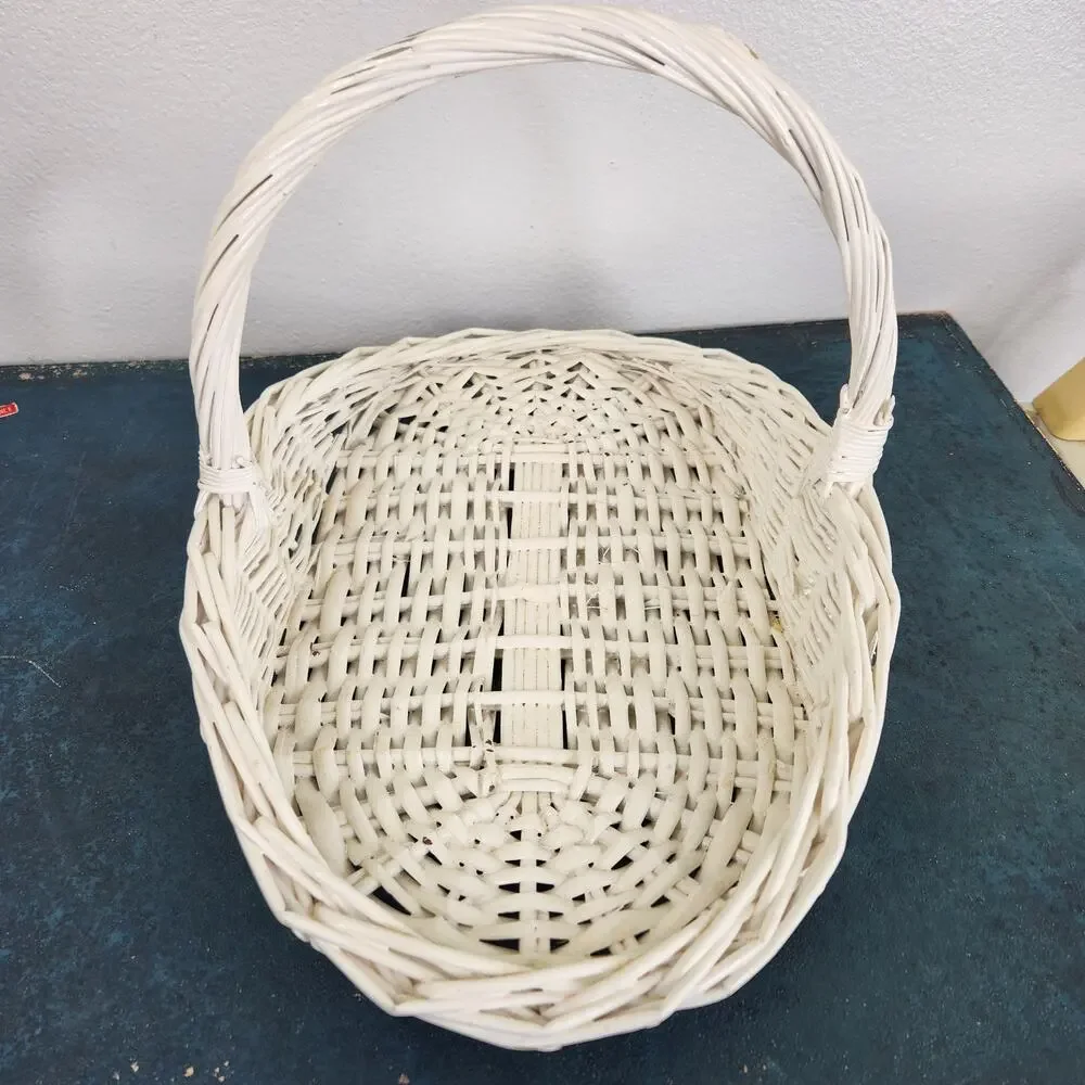 Vintage White Flat Wicker Gathering Basket With Handle Harvest Garden Farmhouse